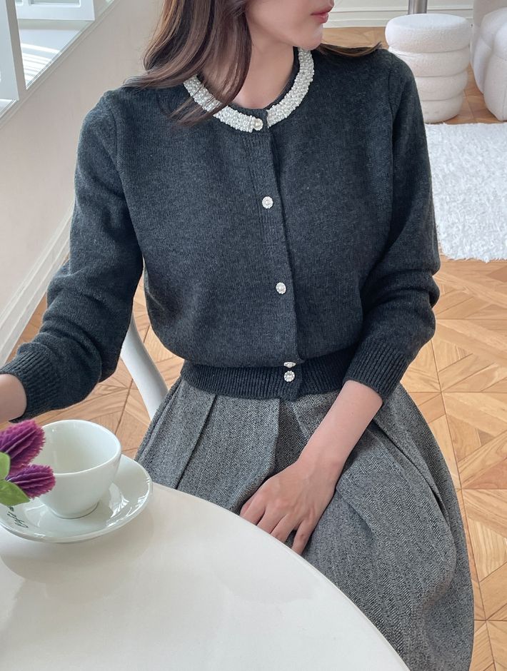 Swal Round Beads Knit Cardigan