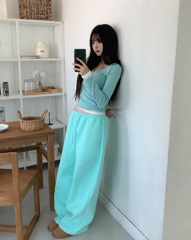 Sorbet Button V-neck Long Sleeve