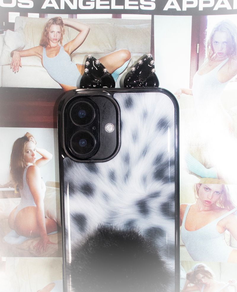 Naughty Kitty Case (Leopard Black)