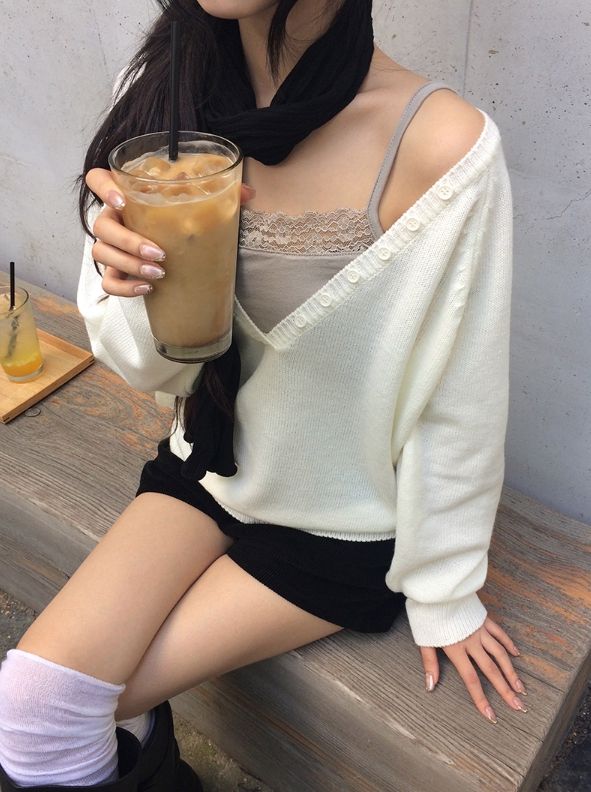 Nubi Deep V-Neck Loose Fit Layered Button Knit