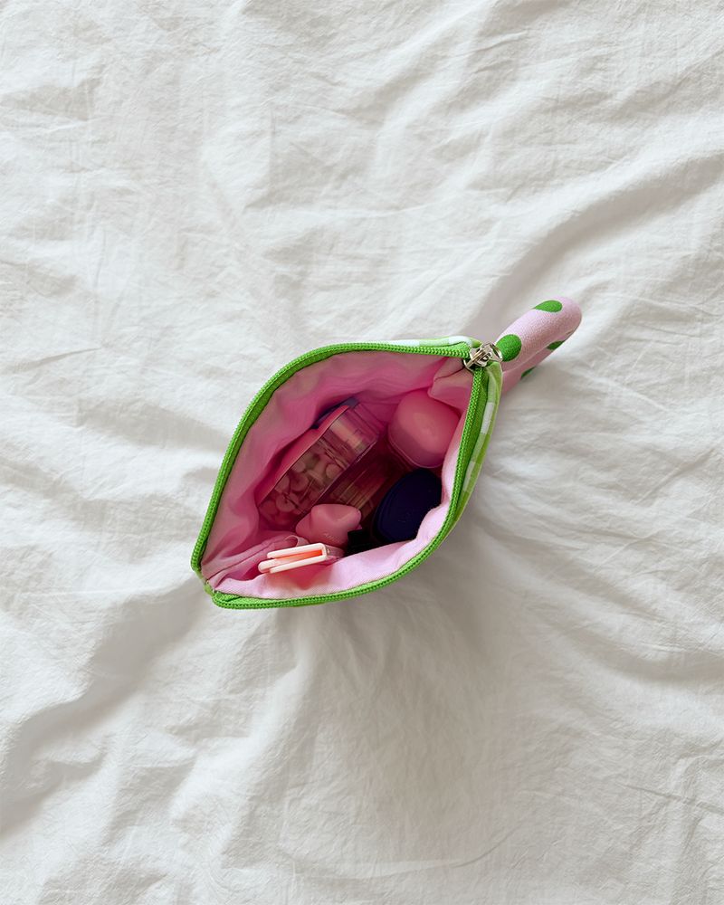 Muglet Pouch (Strawberry Latte)