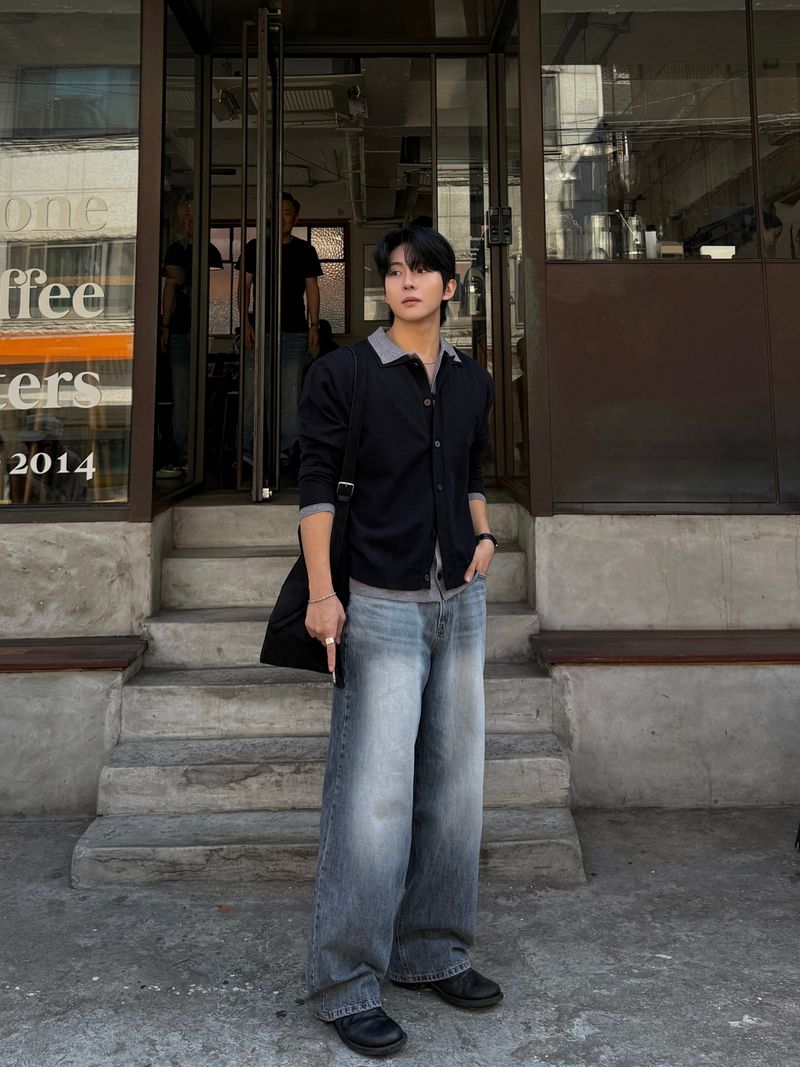 Sand paded wide denim pants