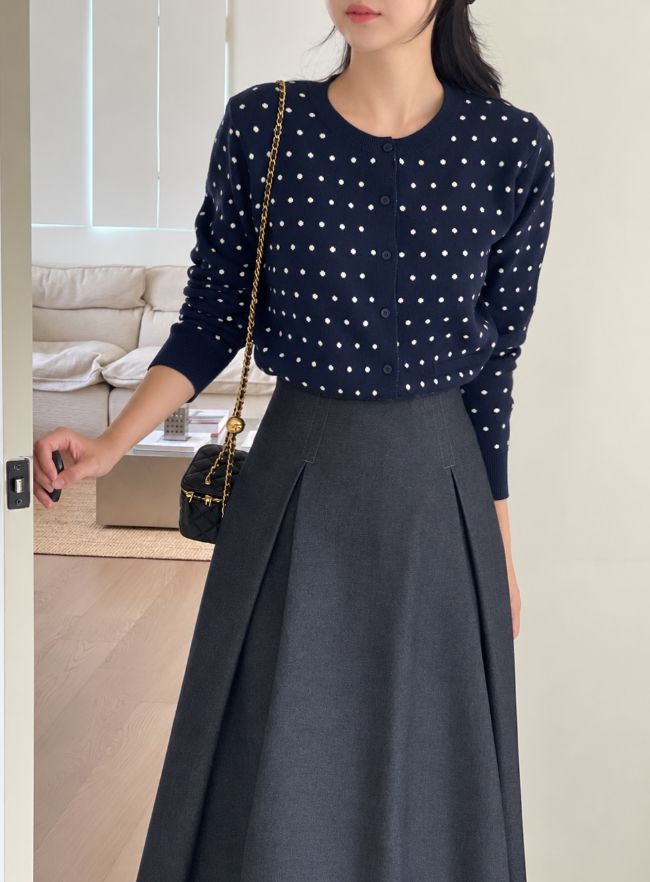 Moel Round Neck Dot Knit Cardigan