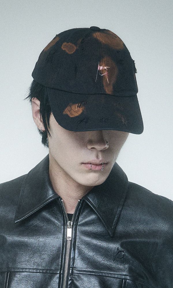 Reculer（ルキュレ）の「スプラッシュドシグネチャーロゴボールキャップ ブラック（帽子）」