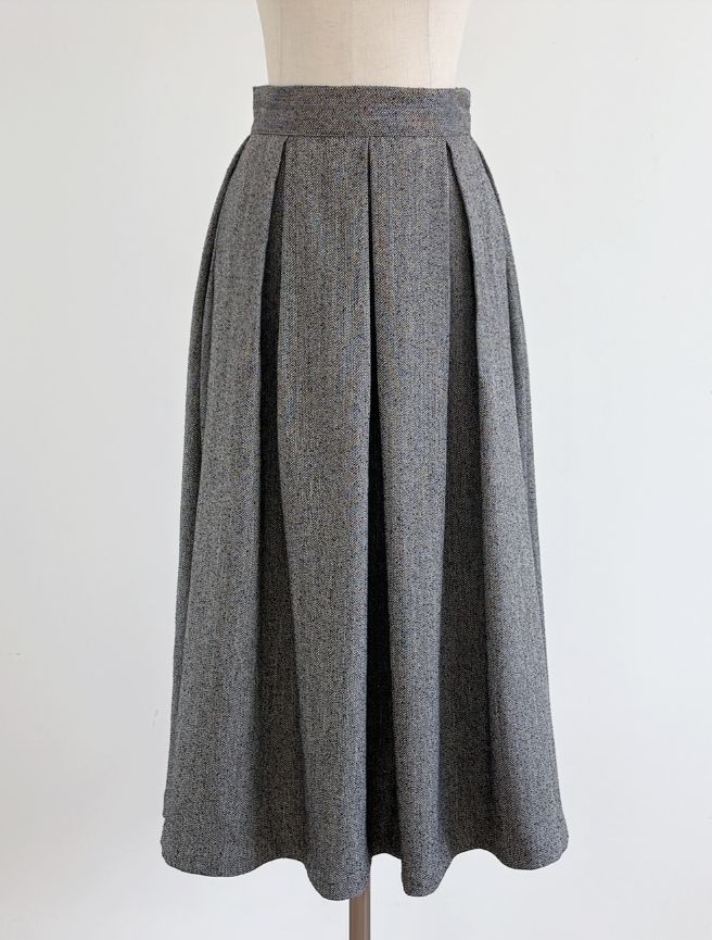 Nortel Pintuck Herringbone Flare Long Skirt