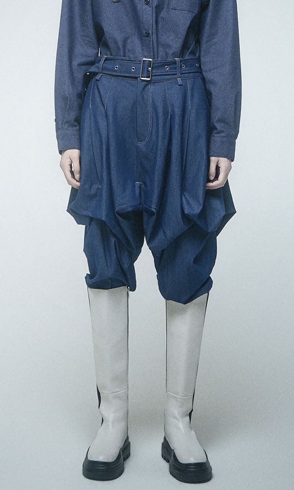 Reculer（ルキュレ）の「スカートシルエットハーレムパンツライクデニム ディープブルー（パンツ）」