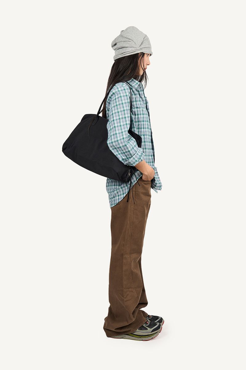 Crinkle Center Zipper Tote Bag