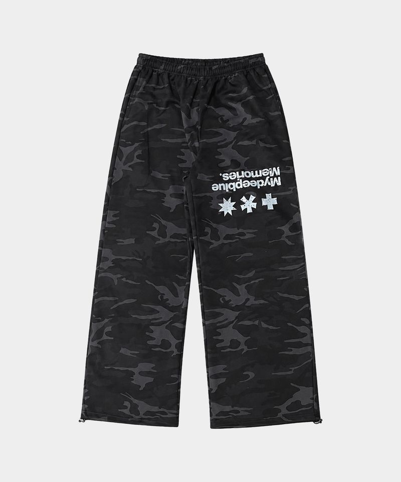 MM SYMBOL OVER CAMO SWEATPANTS (2 COLORS)