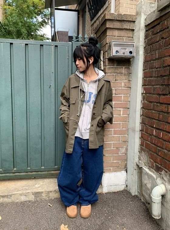 26FW★ [BAONHAUS] Kuiro Embroidery Hood Zip-Up