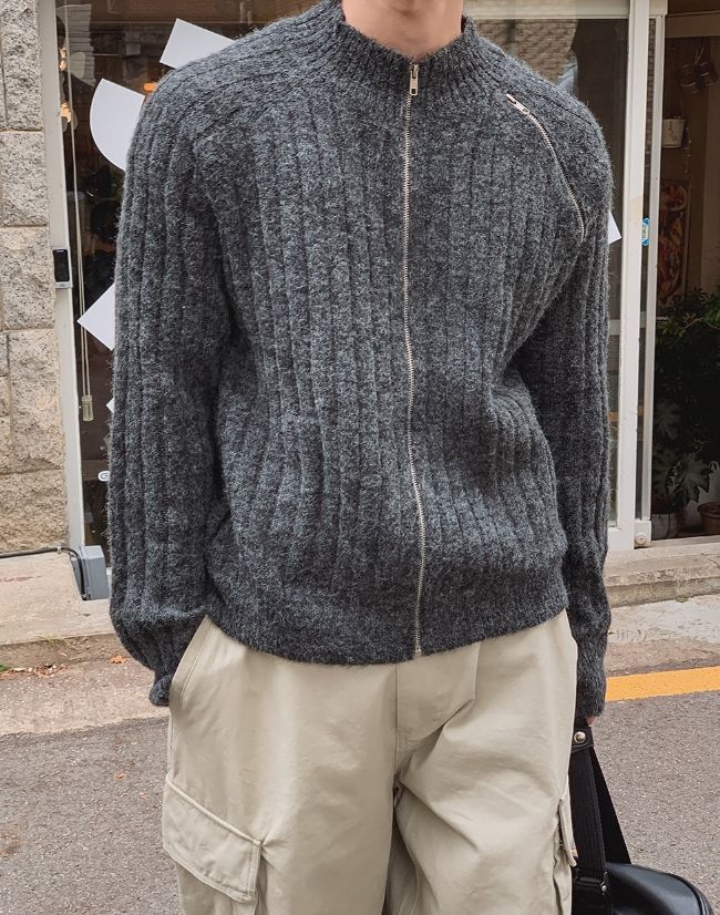 Kennen Fingerhole Wool Knit Zip-up