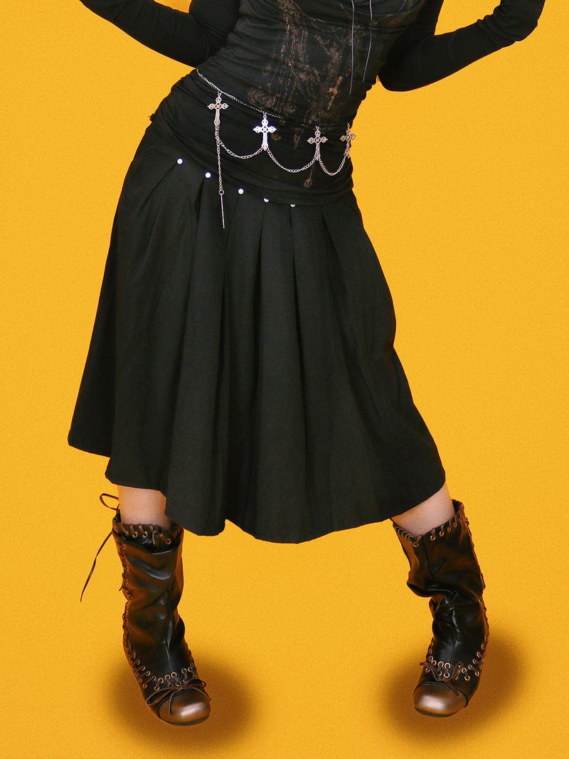 KUO（クーオ）の「サイコ スタッズ プリーツ スカート（スカート）」