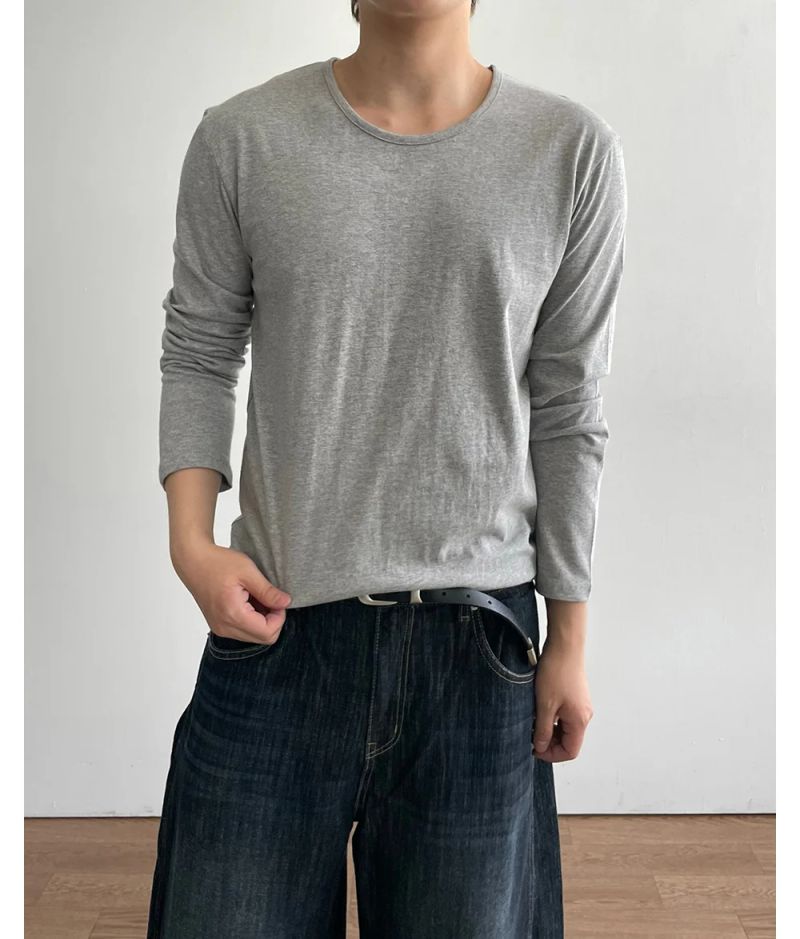 IDF（アイディーエフ）の「Normal Standard U-Neck Long Sleeve（Tops）」