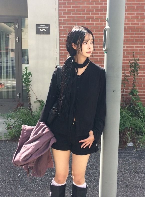 anyonemore（エニーワンモアー）の「[Muffler SET] チョリンシャーリングブイネックロングスリーブティーシャツ（トップス）」