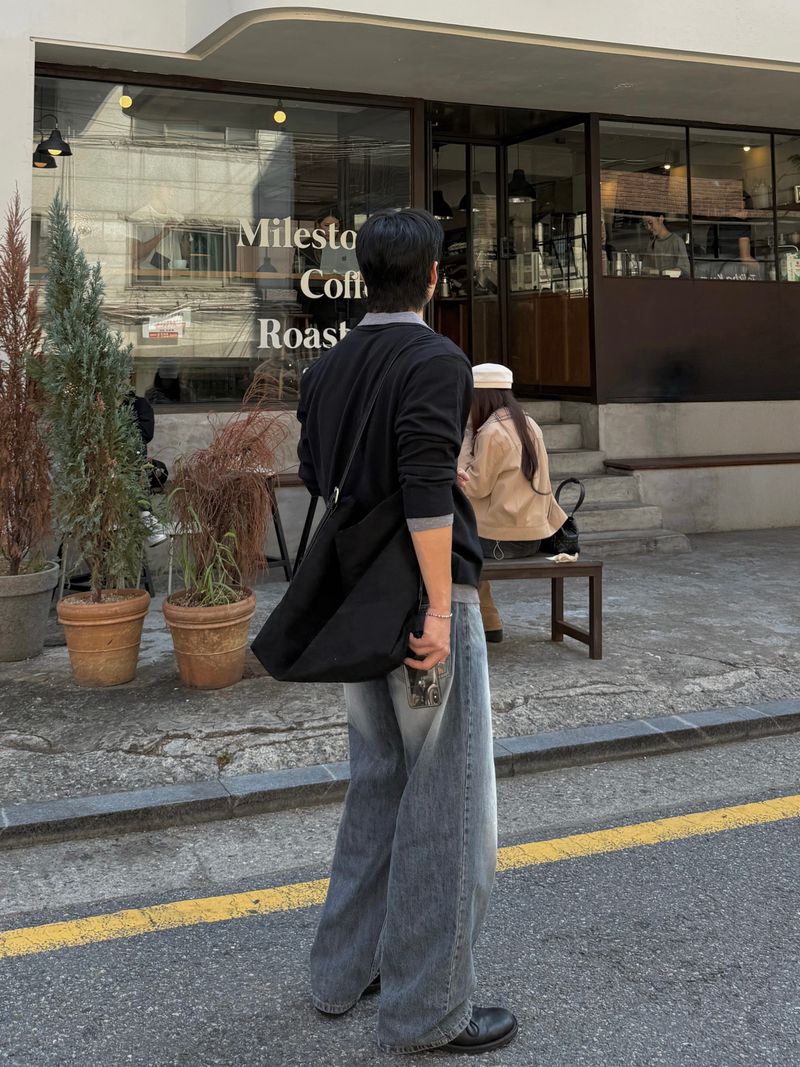 Sand paded wide denim pants