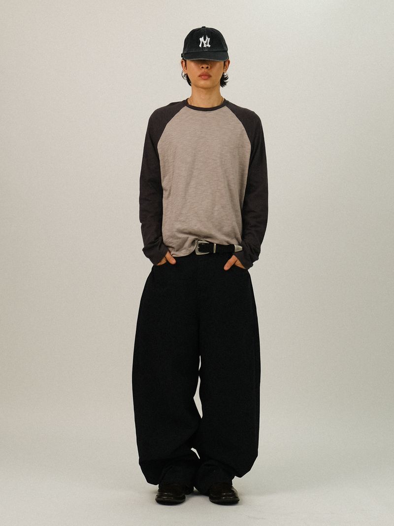 GN Curved-Fit Herringbone Pants