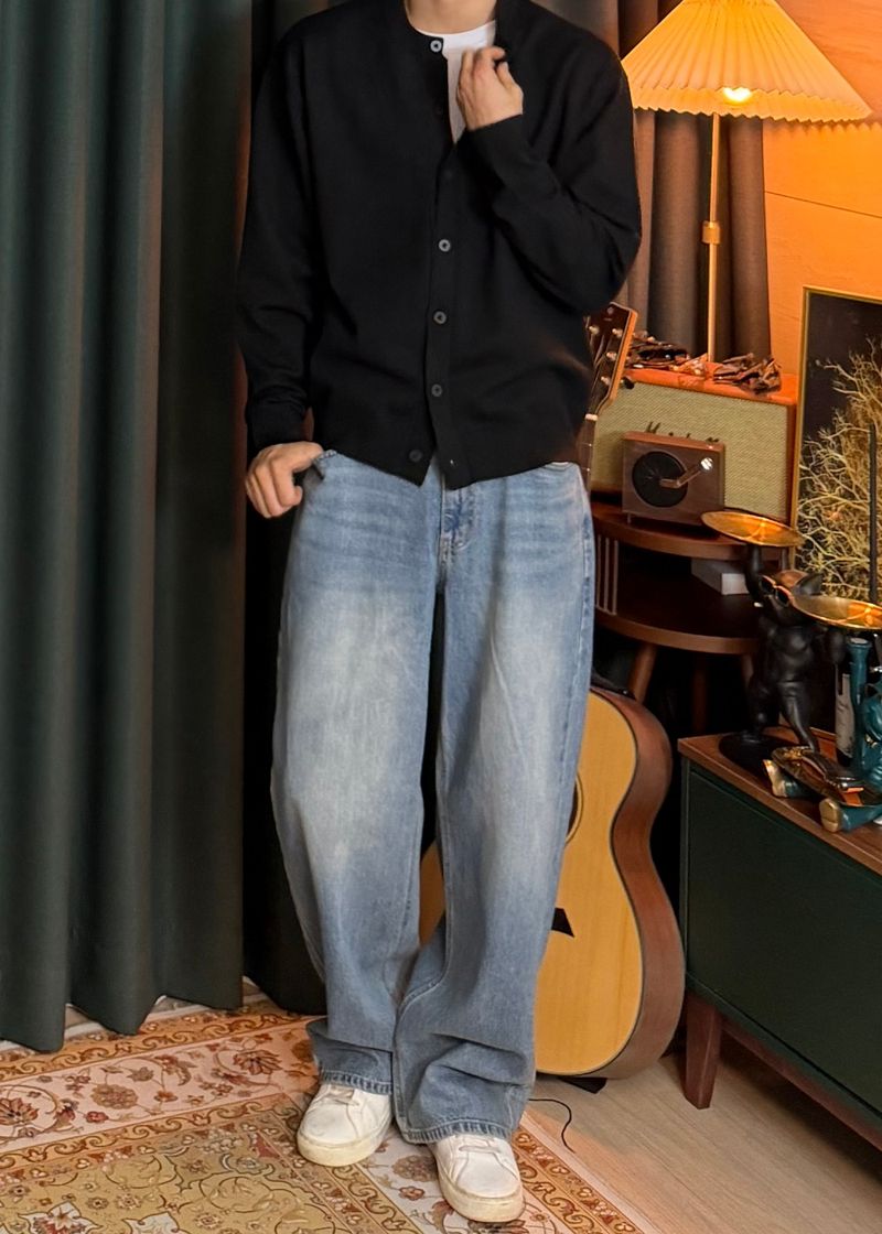 134 Straight denim