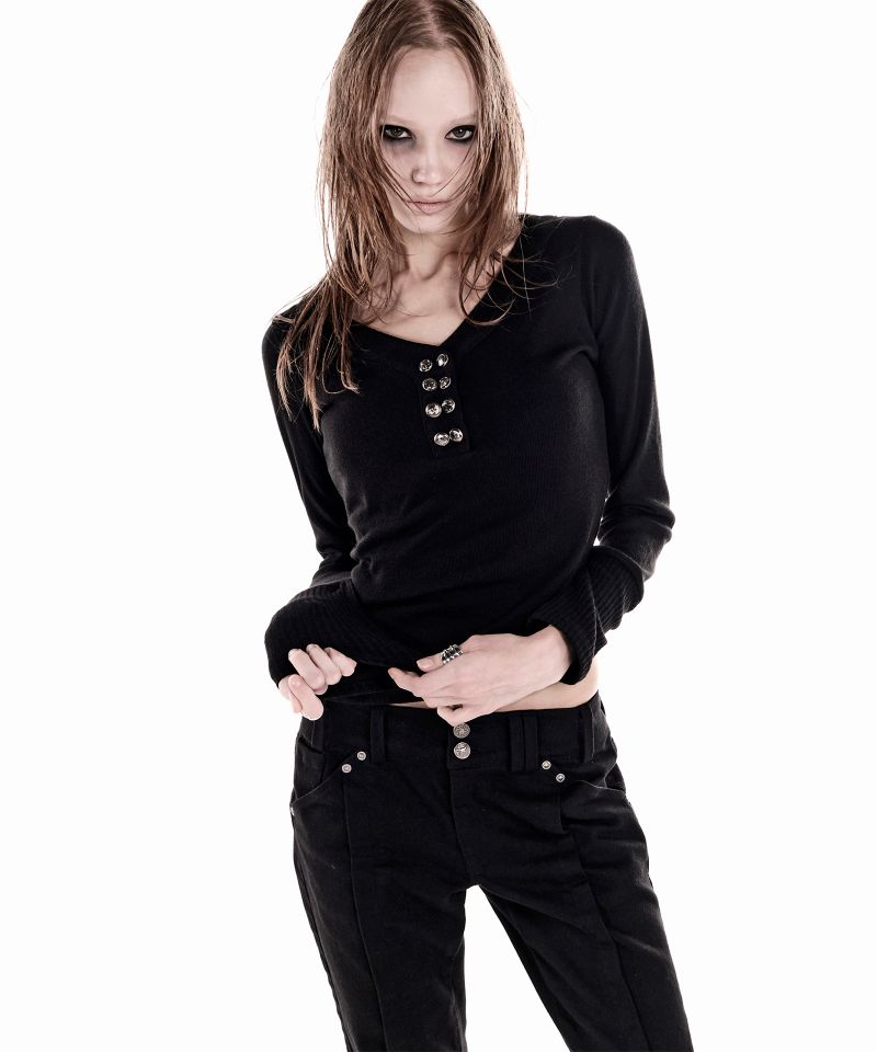 8-BUTTON HENLEY TOP BLACK