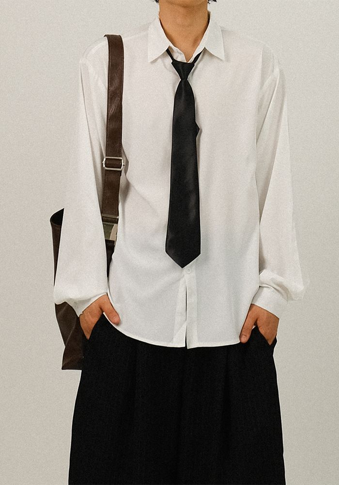 SEMIKAJI（セミカジ）の「[Shirt+Tie Set] PP タイ ベーシック シャツ（トップス）」