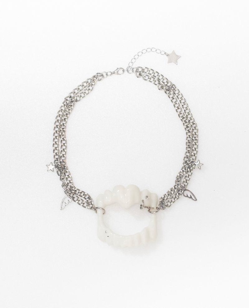 ODDiTEETH（オディティース）の「バイト トゥースジェム ネックレス（アクセサリー）」
