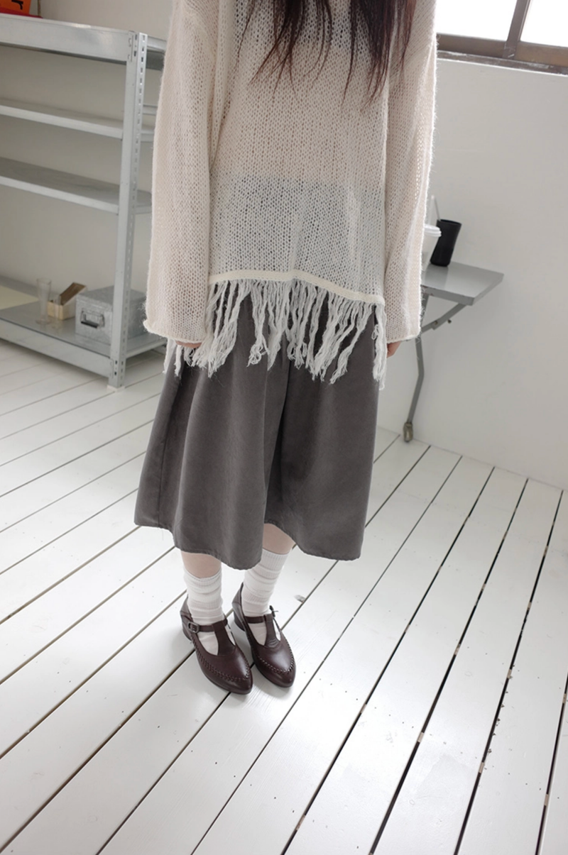 snow fringe knit (2c)