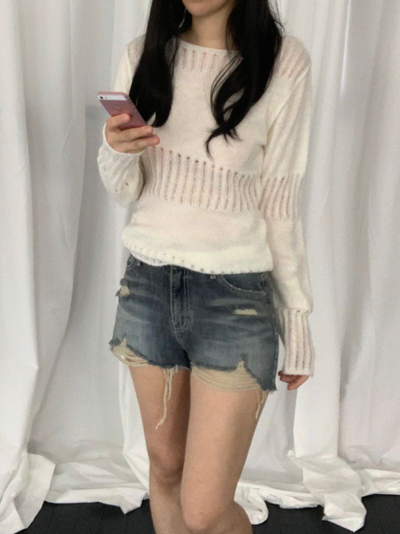 ROIA（ロイア）の「オヴィッド パンチング ニット（トップス）」