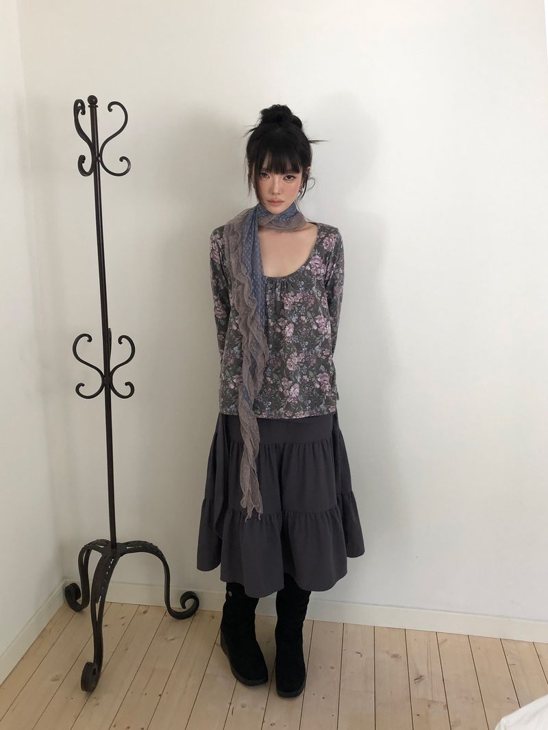 Punen Strap Tiered Midi Skirt