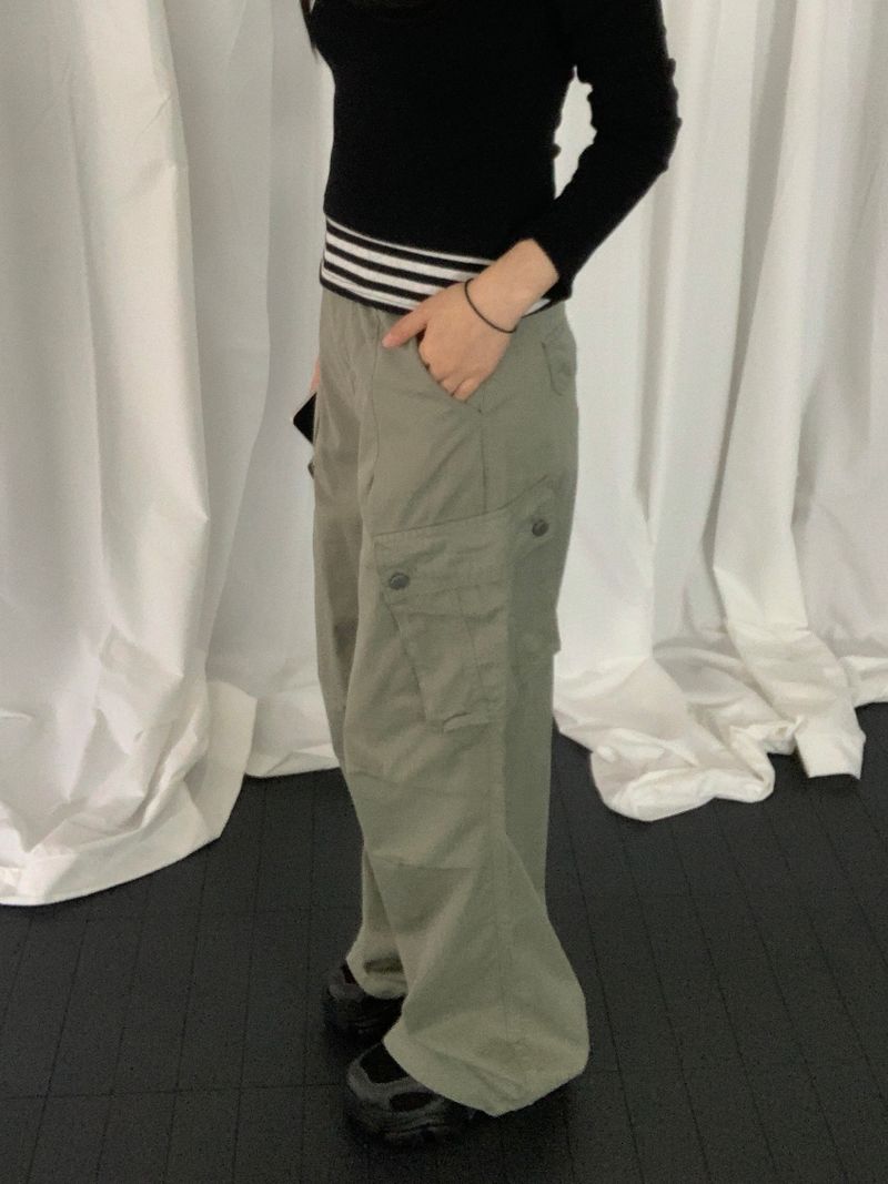 Eddie Wide-Pocket Cargo Pants