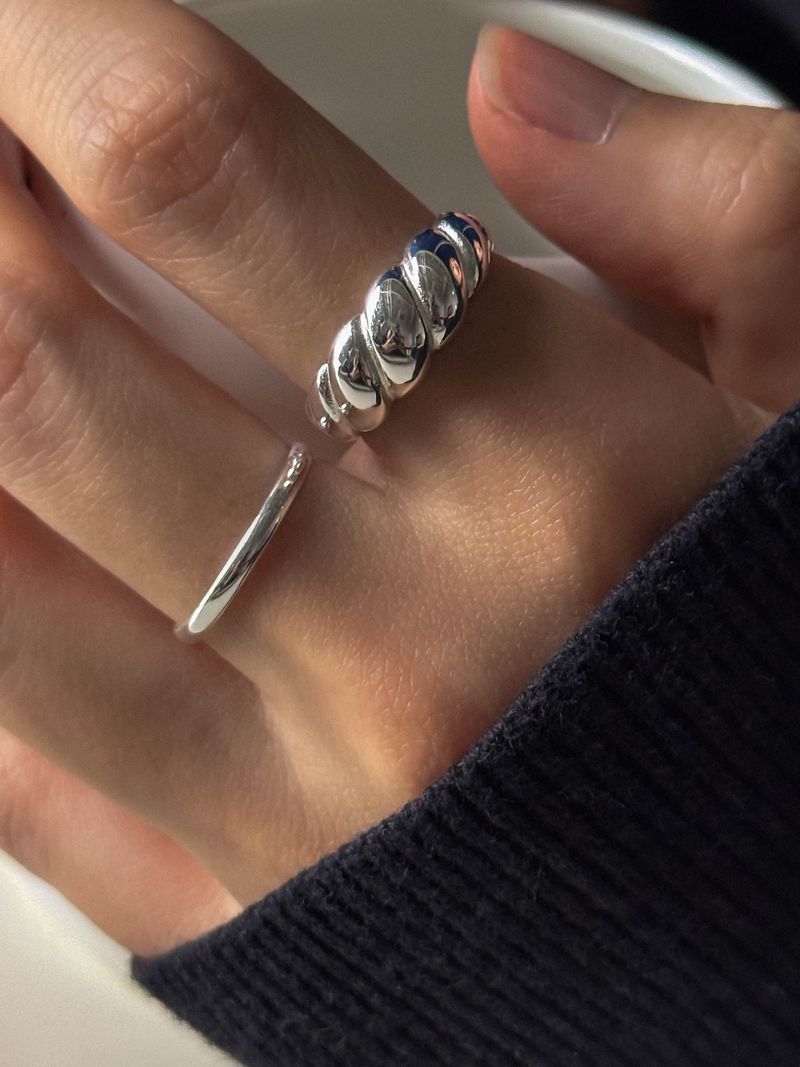 LifeProof Croissant Ring (Silver/Gold)