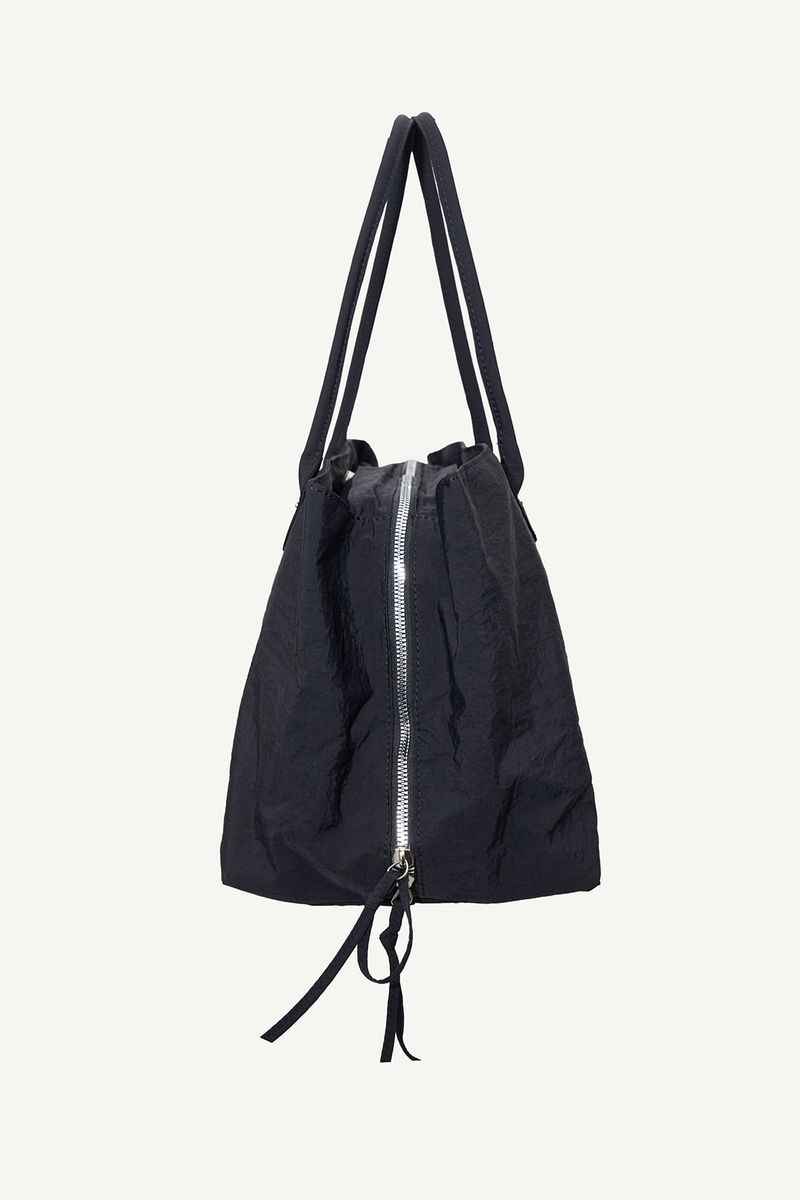 Crinkle Center Zipper Tote Bag