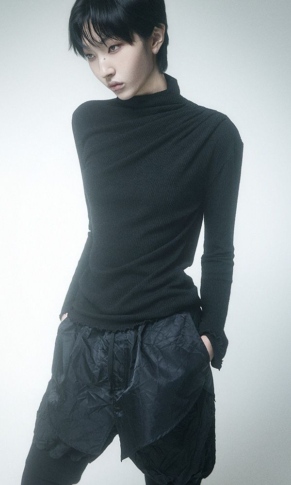Cowl draped T-shirt Black