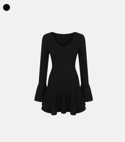 EEUN（イウン）の「Bin Flare Knit One Piece（Dresses）」