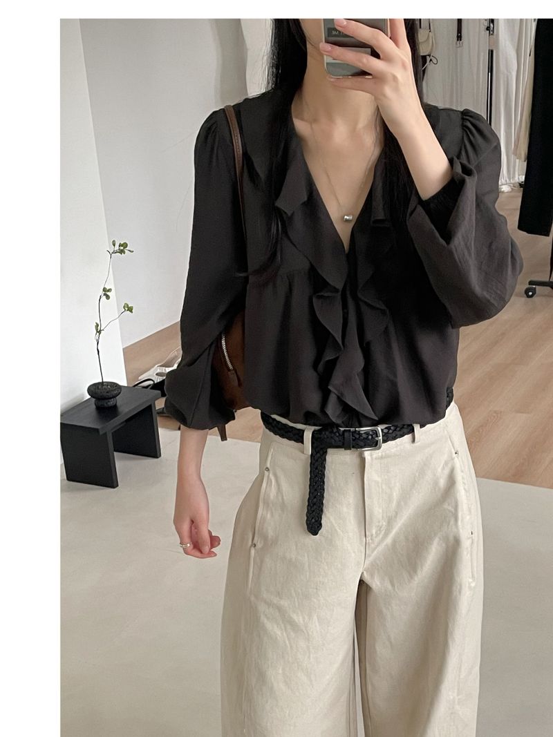 Pansy Frill V-Neck Blouse