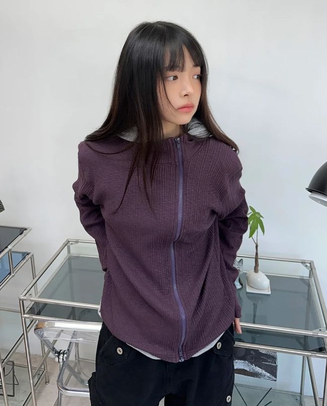 SATIIIZ(サティーズ)の「Eddy Ribbed Side Zip-up(Tops)」