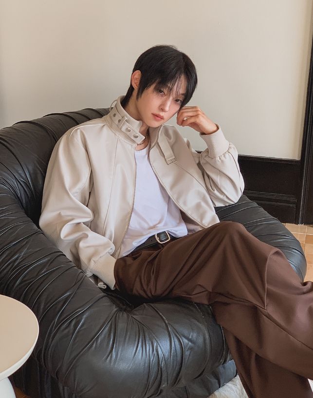 Kanden Belt High-Neck Leather Blouson