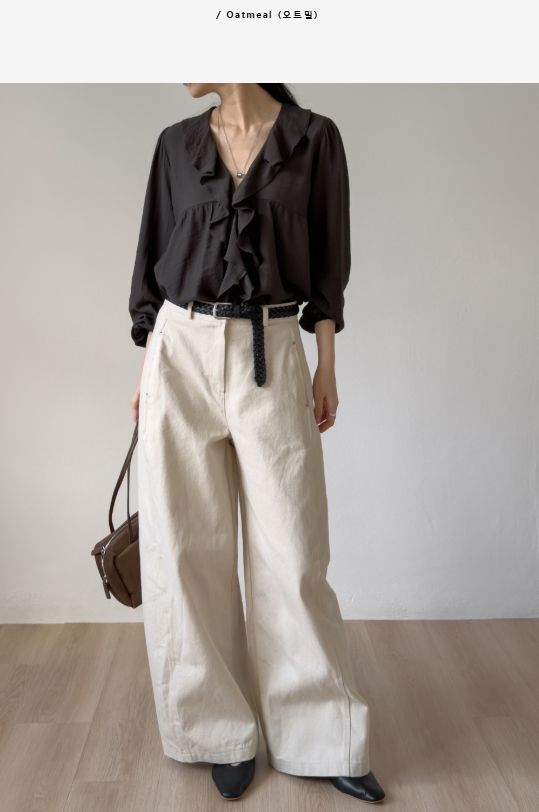 215 Rivet Curved Wide Pants
