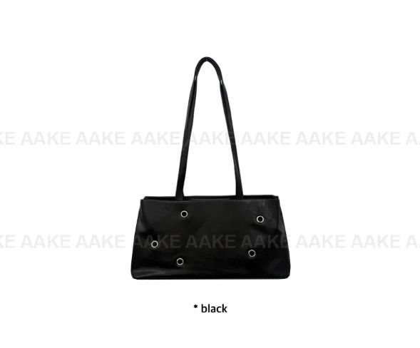 アイレットワイドショルダーバッグ