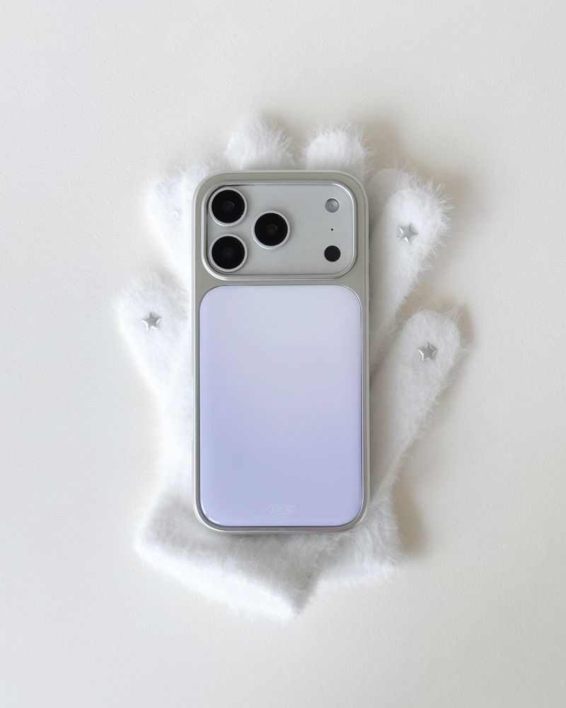ABOE（アビオエ）の「WINTER VIOLET Silver Epoxy Case（Smartphone Accessories）」