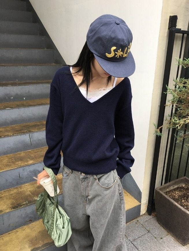 26FW★ [BAONHAUS] レヴィア V-ネック ニット