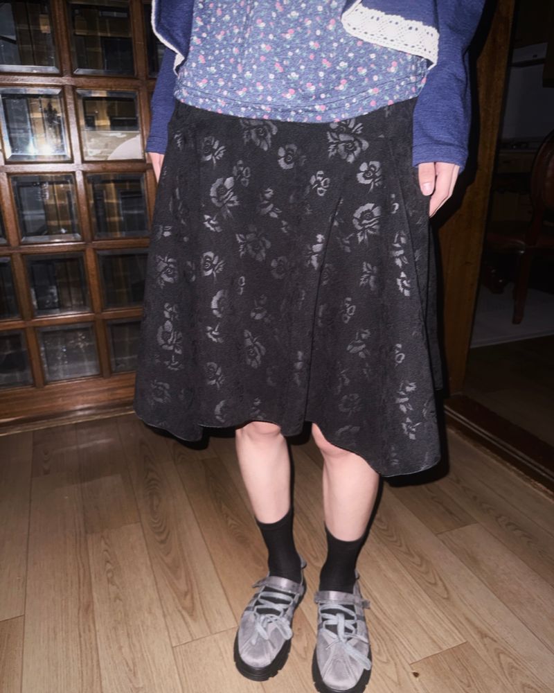 (2color) Rose Asymmetrical Flare Skirt