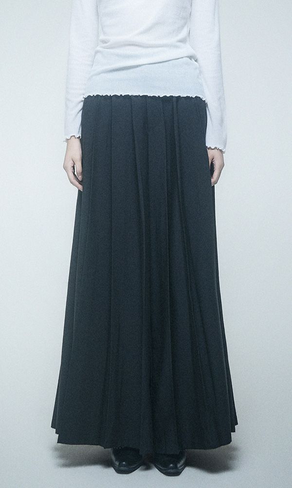 Wide pleated Skirt pants Black