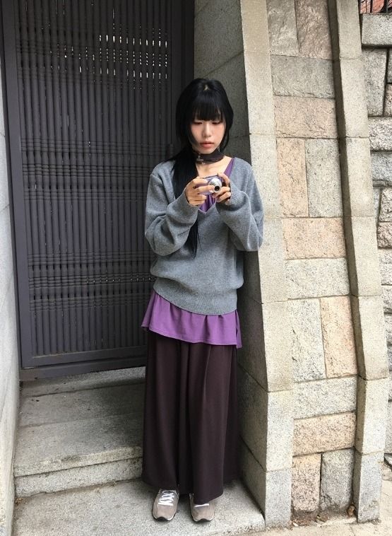 26FW★ [BAONHAUS] レヴィア V-ネック ニット
