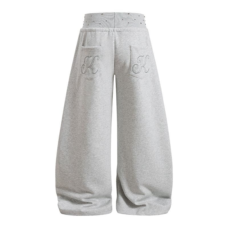 Cozy&Kitsch(コージーアンドキッチ)の「ミアスタッドワイドスウェットパンツ(パンツ)」
