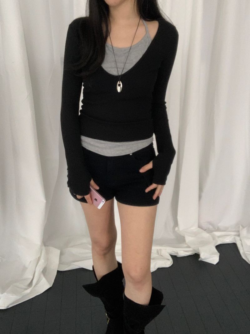 [set] Benir Halter-Neck V-Neck Tee Set  ​