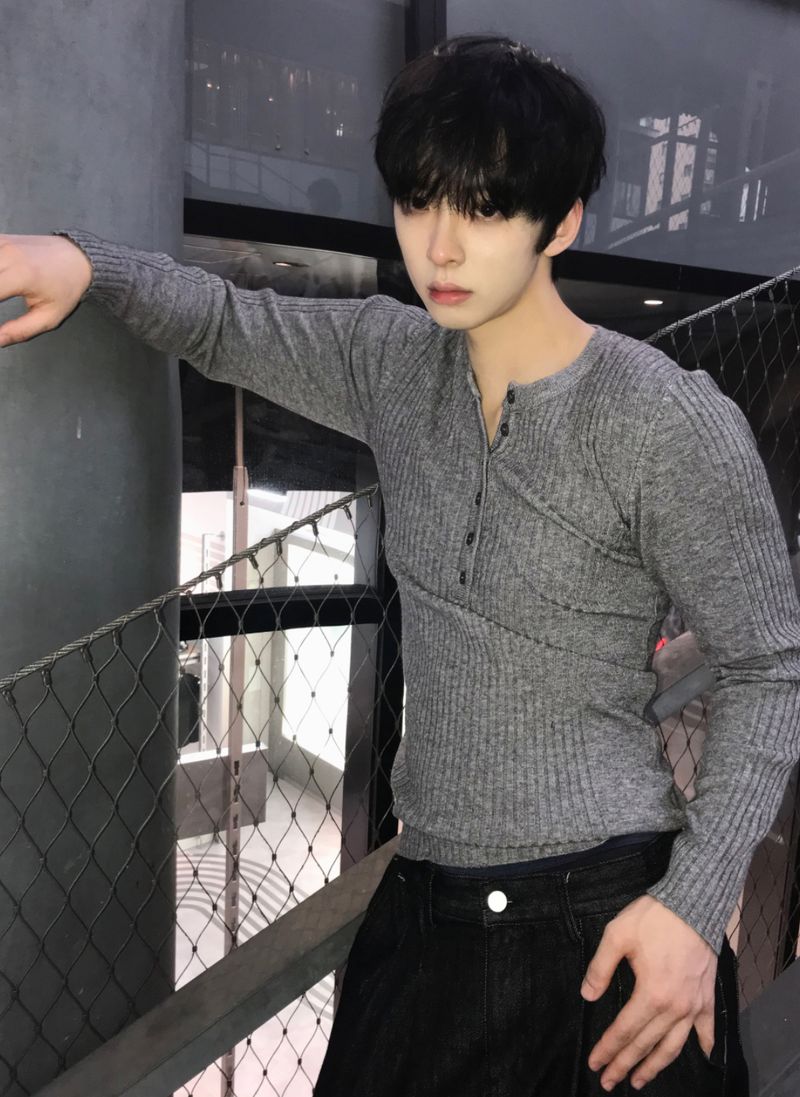 Muscle-Fit Ribbed Henley Neck Knit