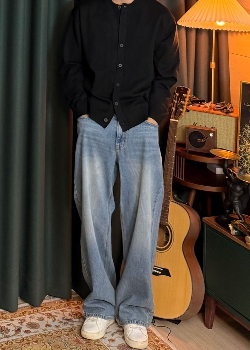 134 Straight denim
