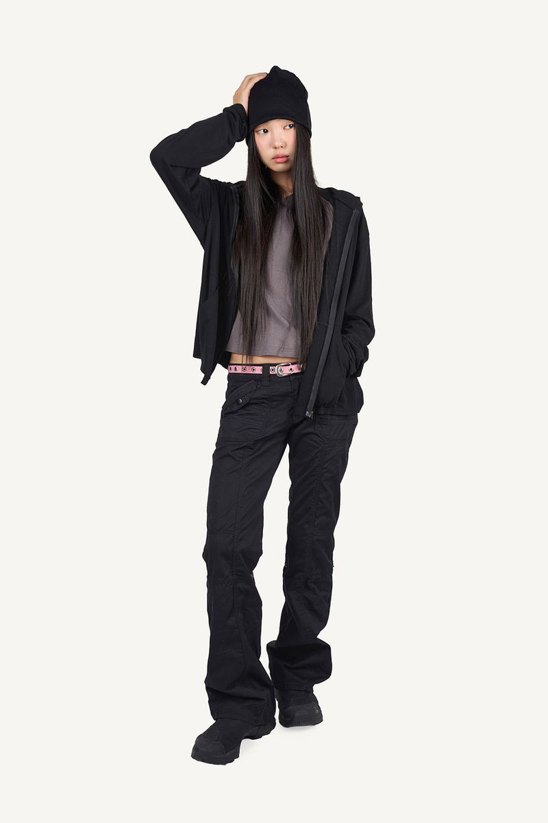 ローライズスリムブーツカットパンツ