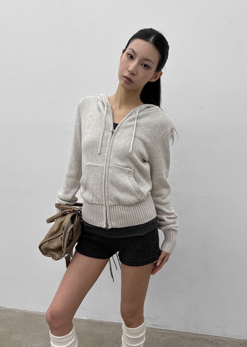 [MADE] Kurone Hooded Knit Zip-up
