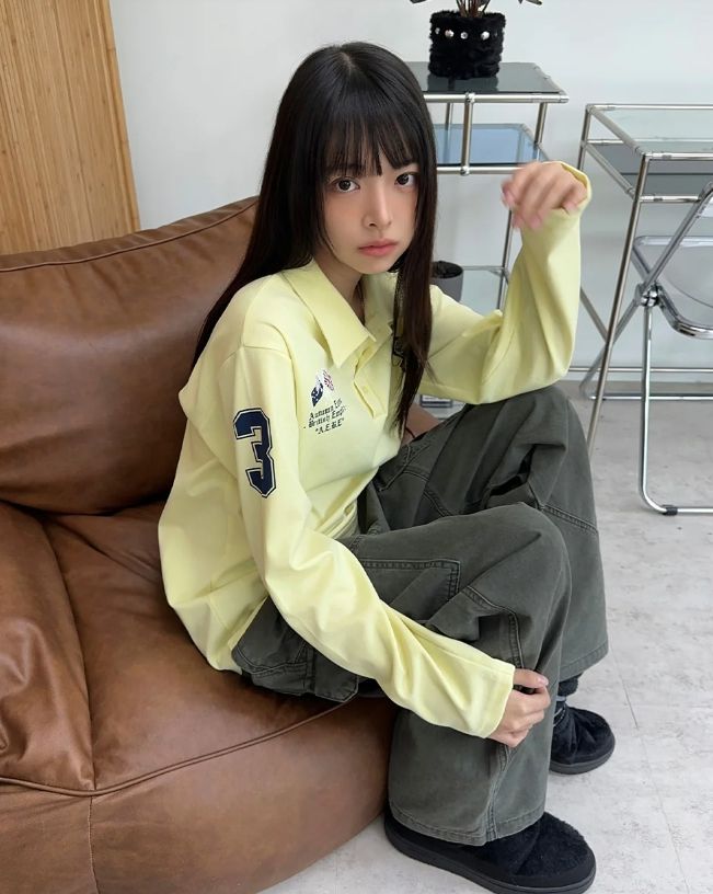 Mayen Horse Graphic Collar Tee