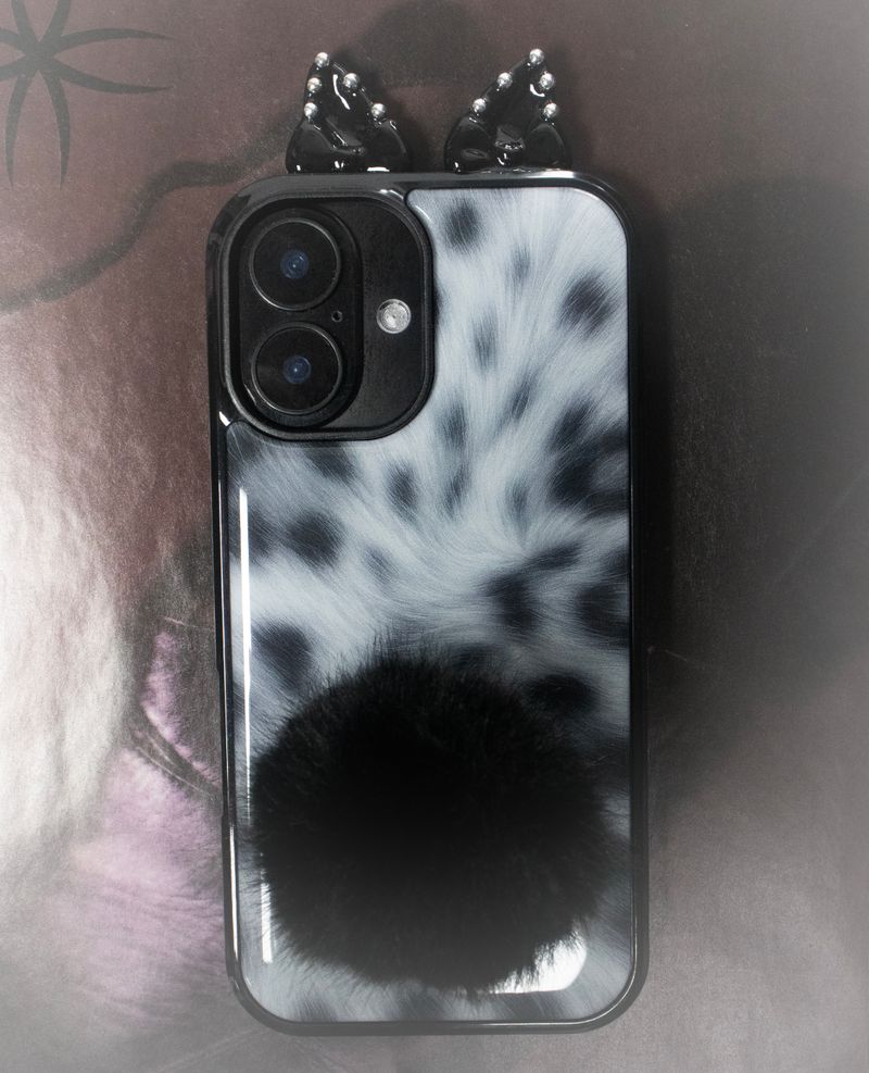 Naughty Kitty Case (Leopard Black)