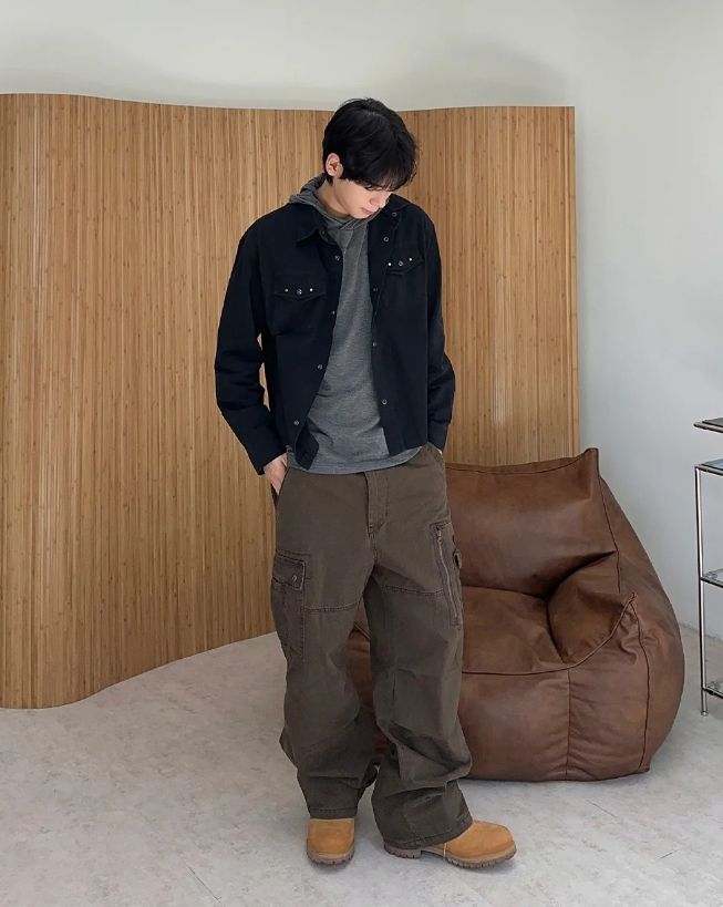 Hedin Unbalance Button Cargo Pants